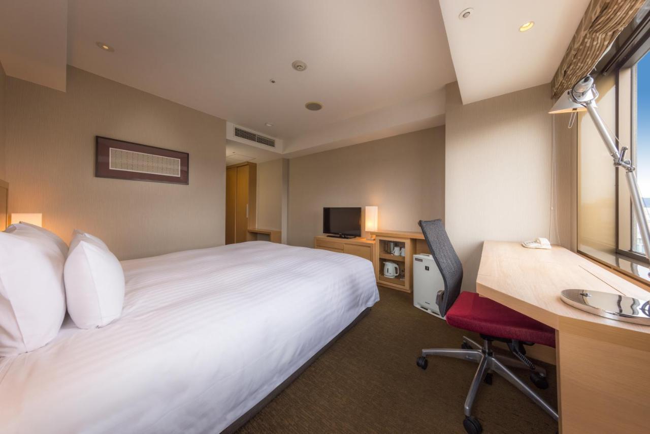 Hotel Associa Shizuoka Buitenkant foto A room at Hotel Keihan