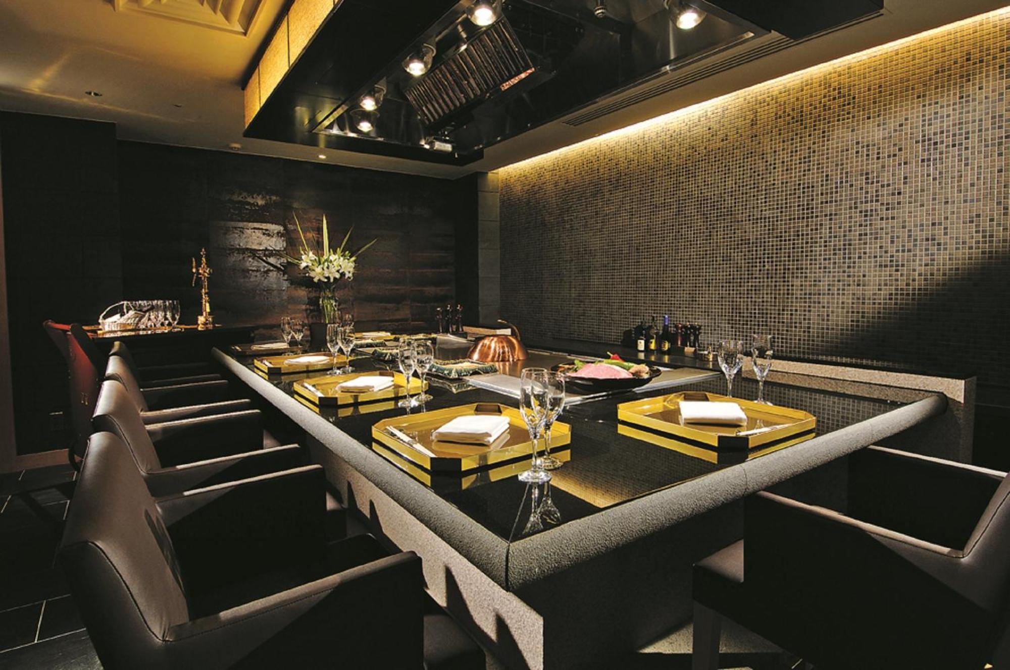 Hotel Associa Shizuoka Buitenkant foto The interior of the restaurant